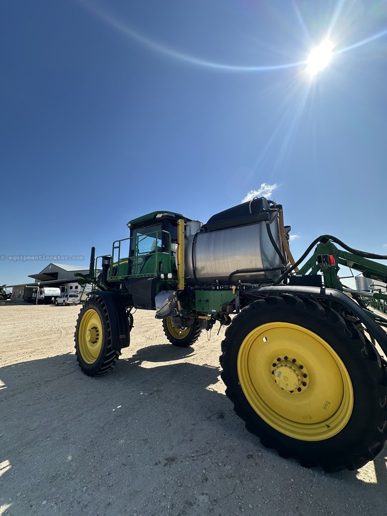 2022 John Deere 412R Image 10