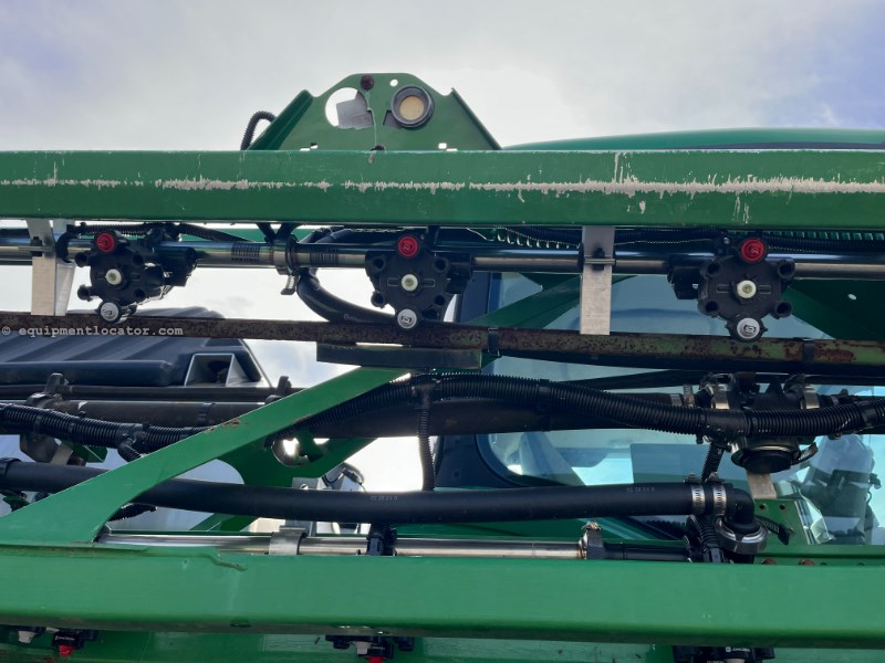 2015 John Deere R4045 Image 33