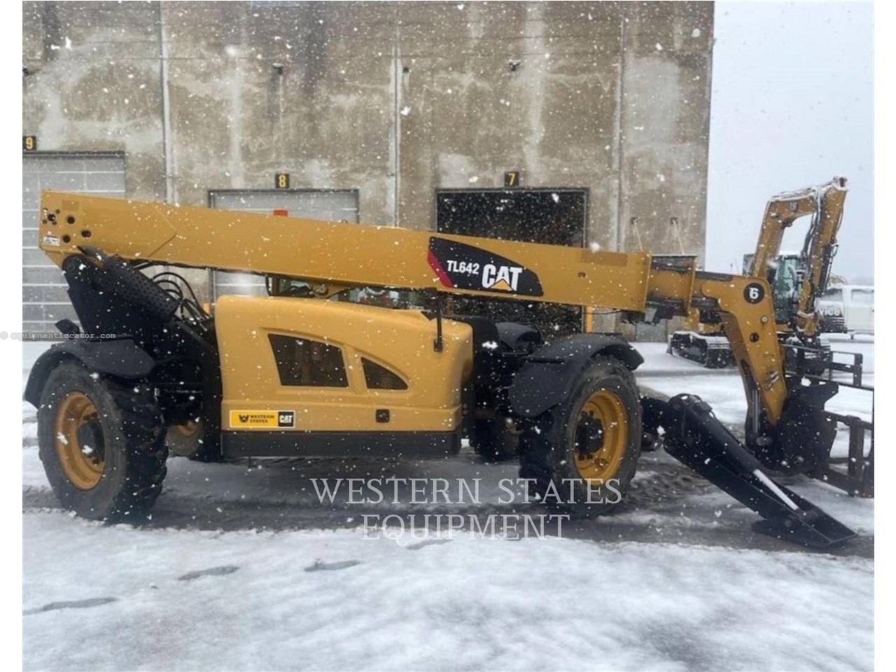2012 Caterpillar TL642 Image 6