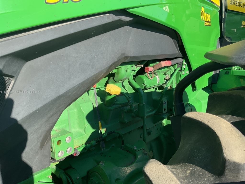 2021 John Deere 8R 310 Image 10
