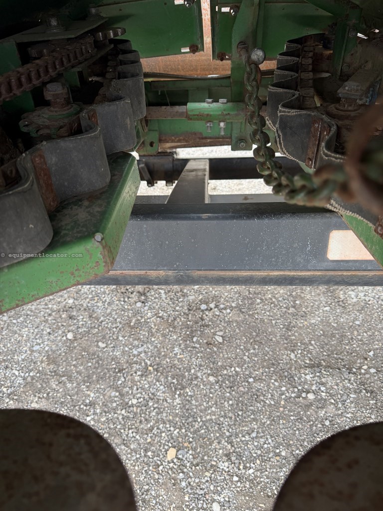 1988 John Deere 1253 Image 10