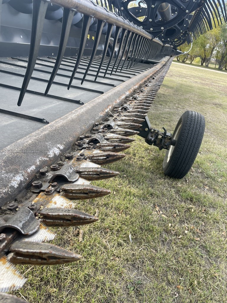 2016 MacDon FD75-40 Image 10