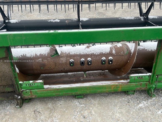 2014 John Deere 630F Image 4