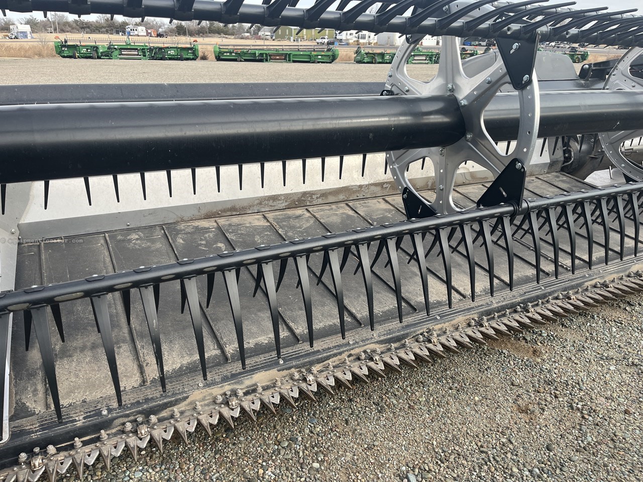 2025 MacDon FD235 Image 10