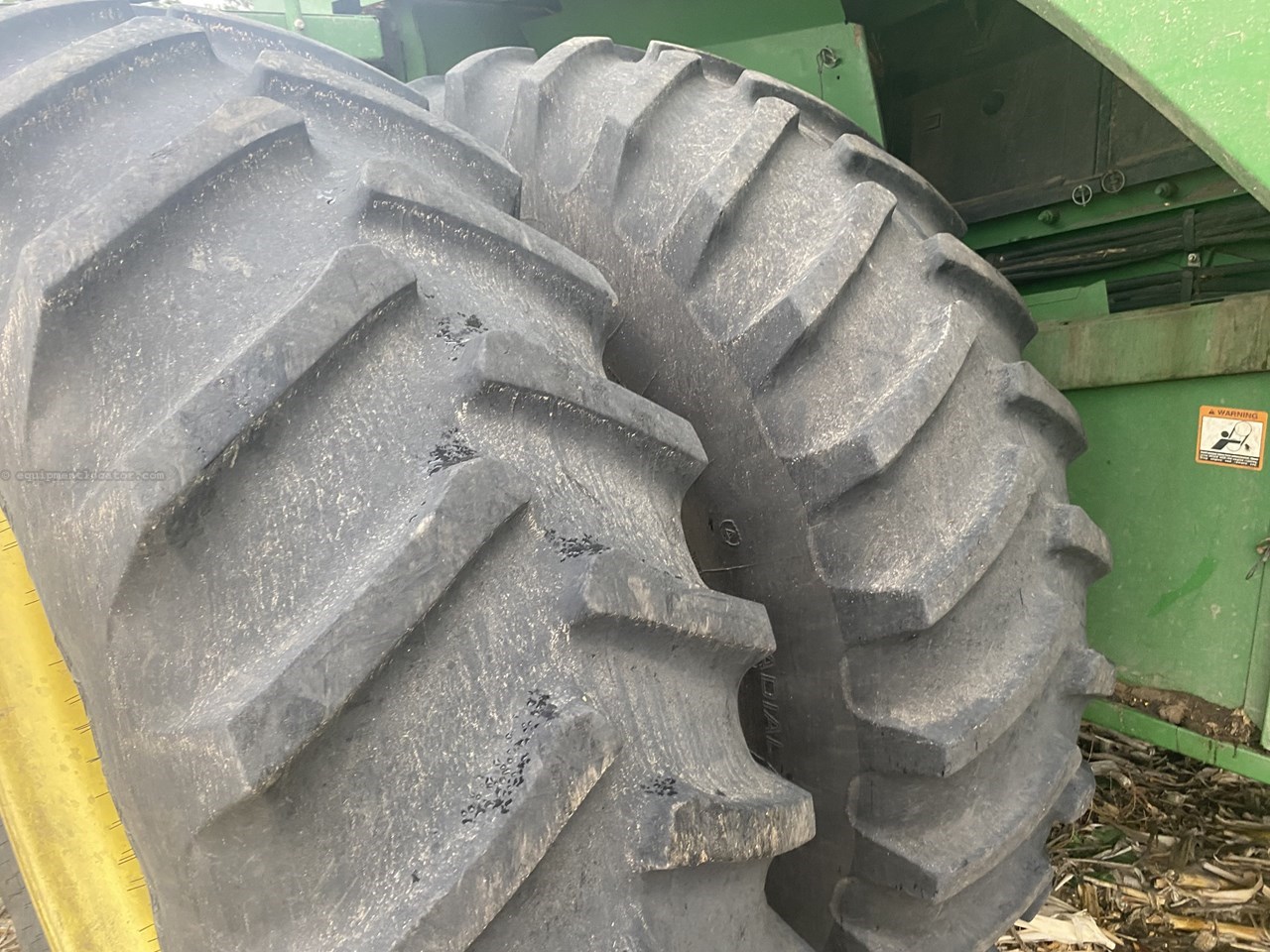 2012 John Deere S670 Image 2