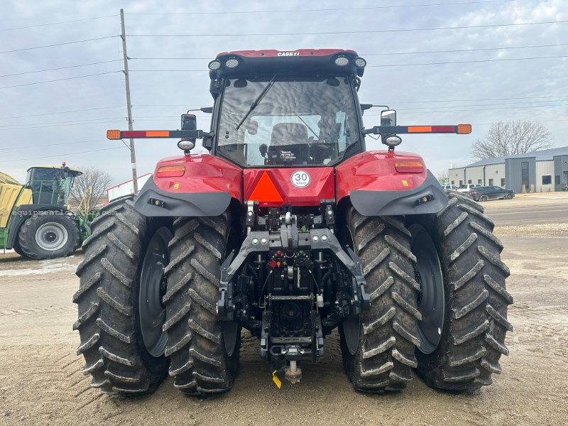 2025 Case IH Magnum 265 Image 10