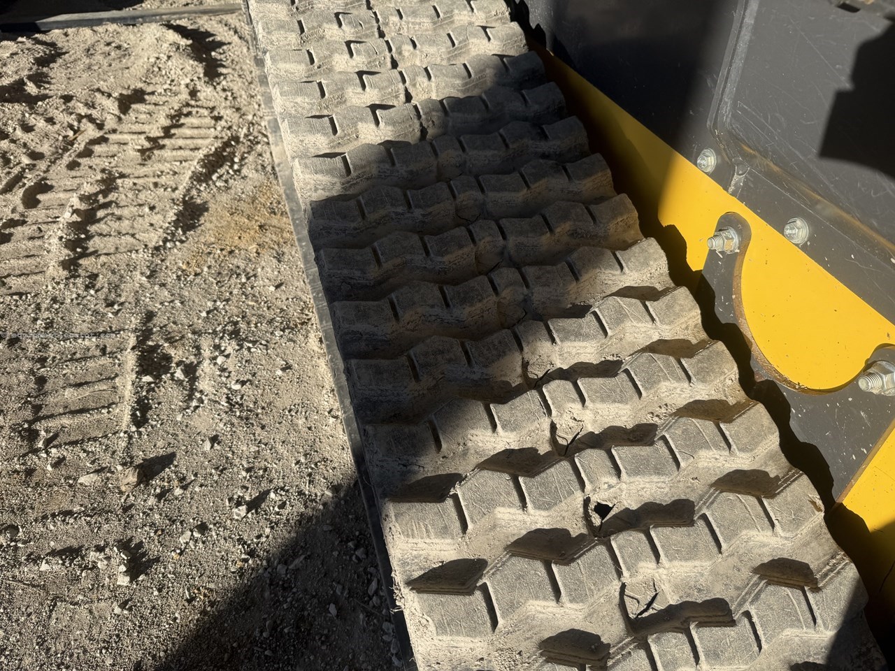 2013 New Holland C232 Image 25