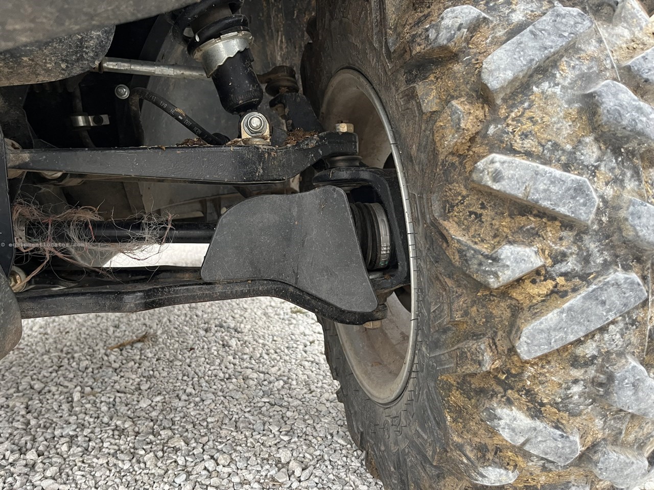 2014 John Deere XUV 825i Power Steering Image 10