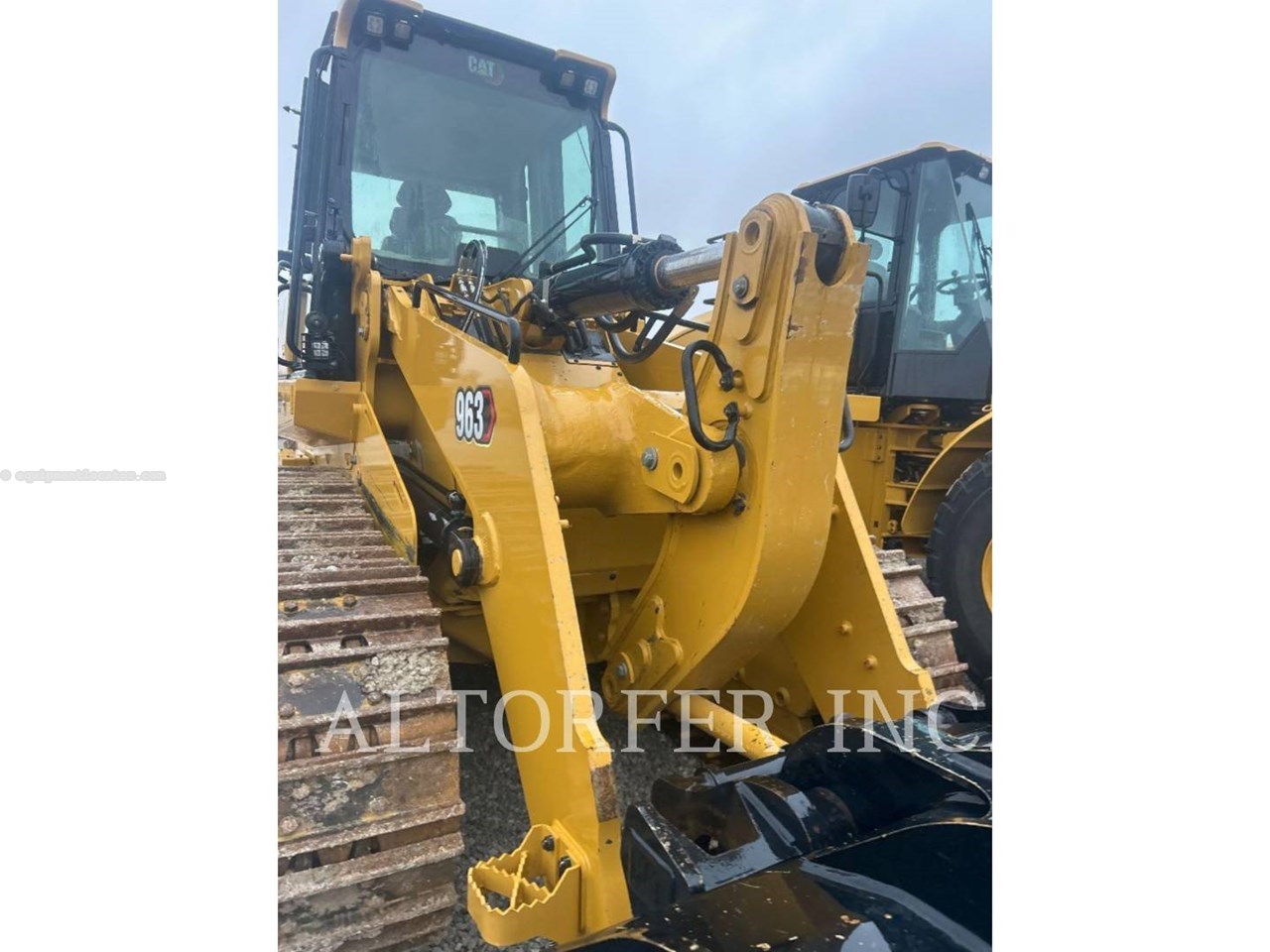 2024 Caterpillar 963-12 Image 10