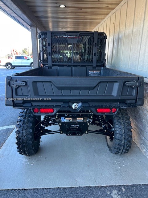 2026 Can-Am Defender PRO LIMITED CAB HD10 Image 2