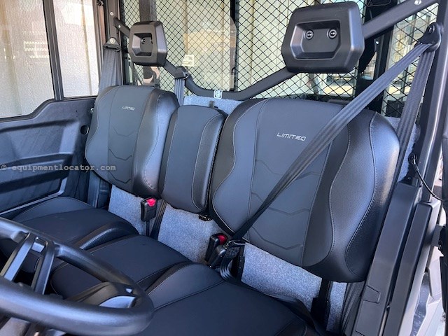 2026 Can-Am Defender PRO LIMITED CAB HD10 Image 4