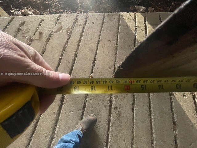 2006 Kinze 3600 Image 10