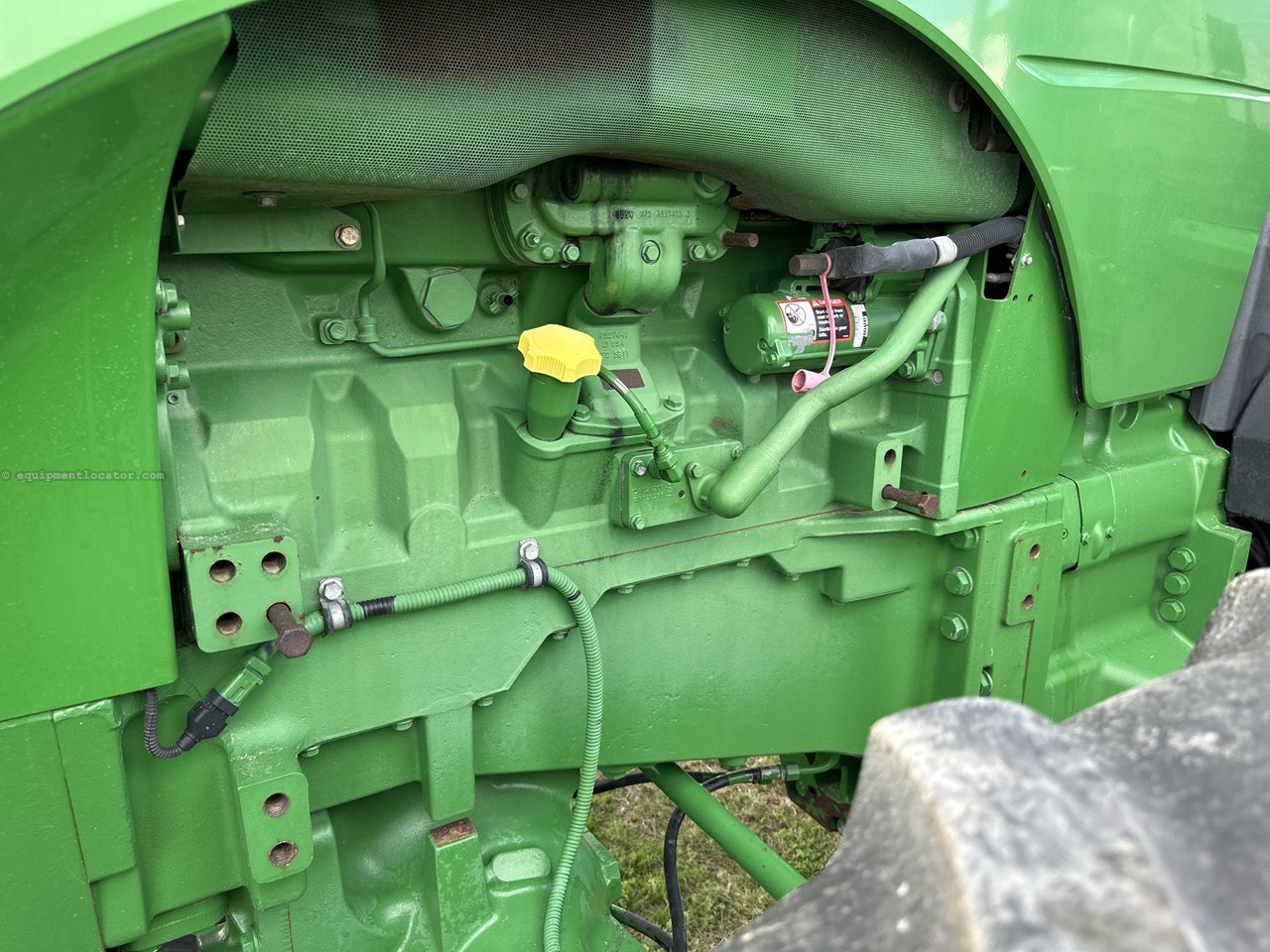 2015 John Deere 8270R Image 10