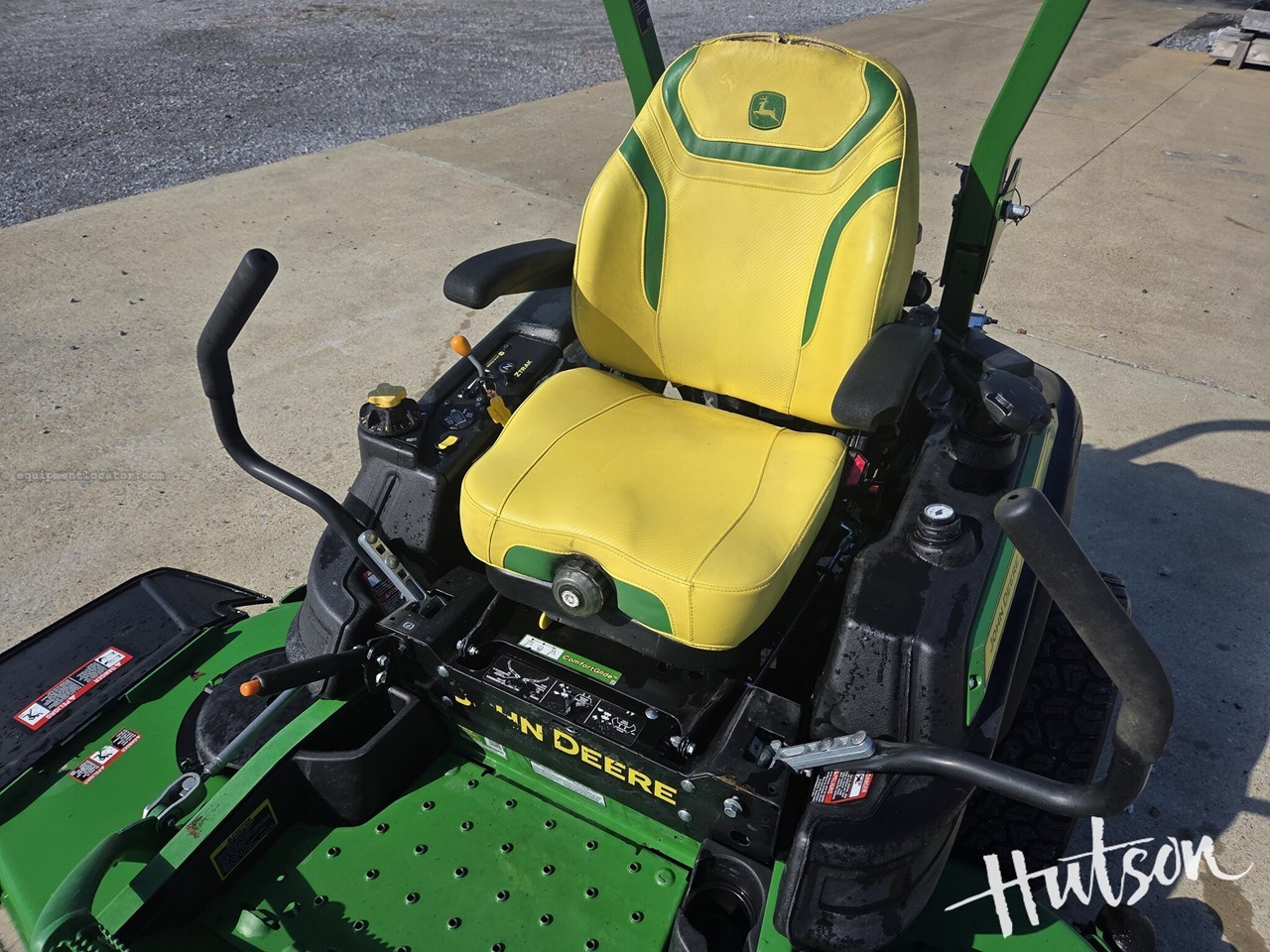 2023 John Deere Z960M Image 10