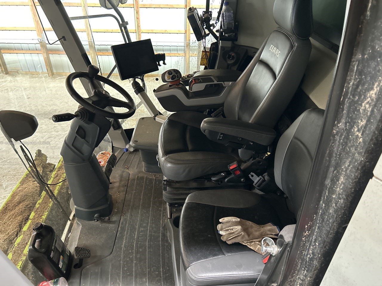 2021 CLAAS 8700TT Image 10