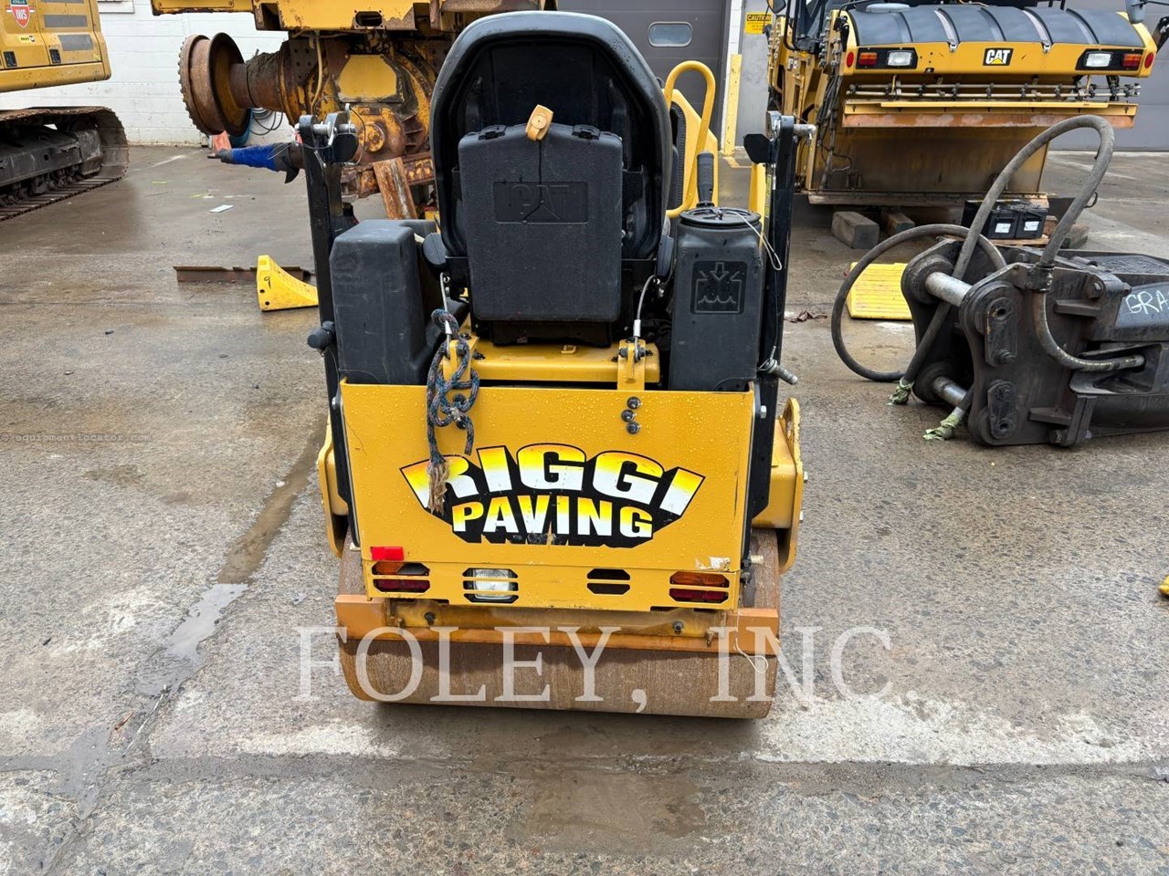 2022 Caterpillar CB1.8 Image 10