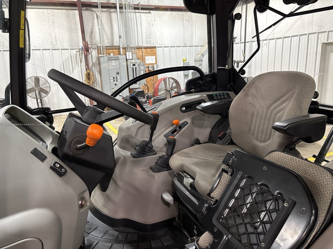 2024 Case IH FARMALL 75A Image 3