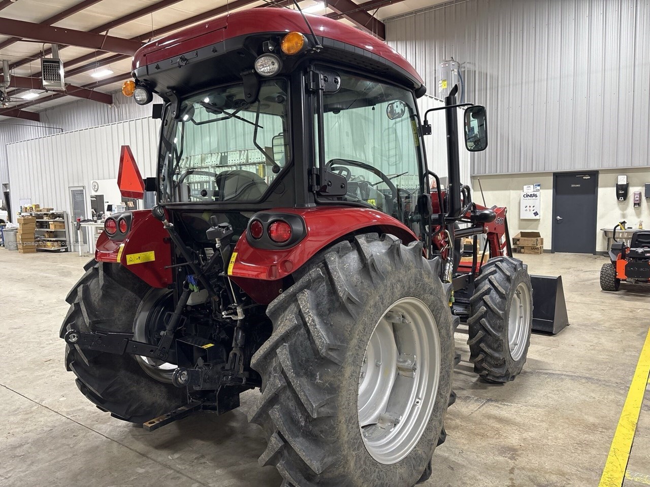 2024 Case IH FARMALL 75A Image 11