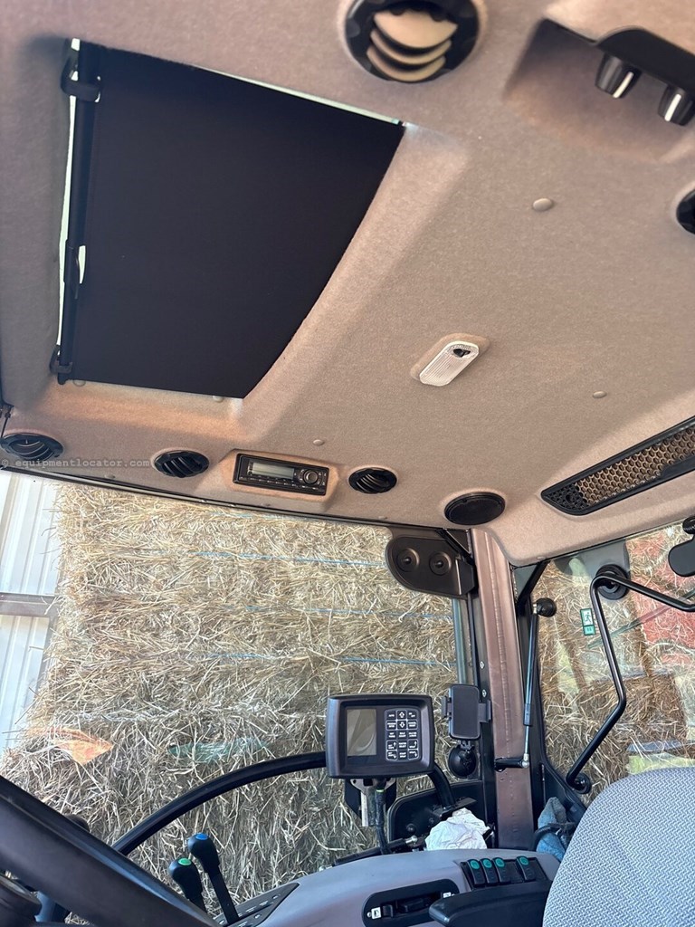 2023 Case IH FARMALL 75A Image 10