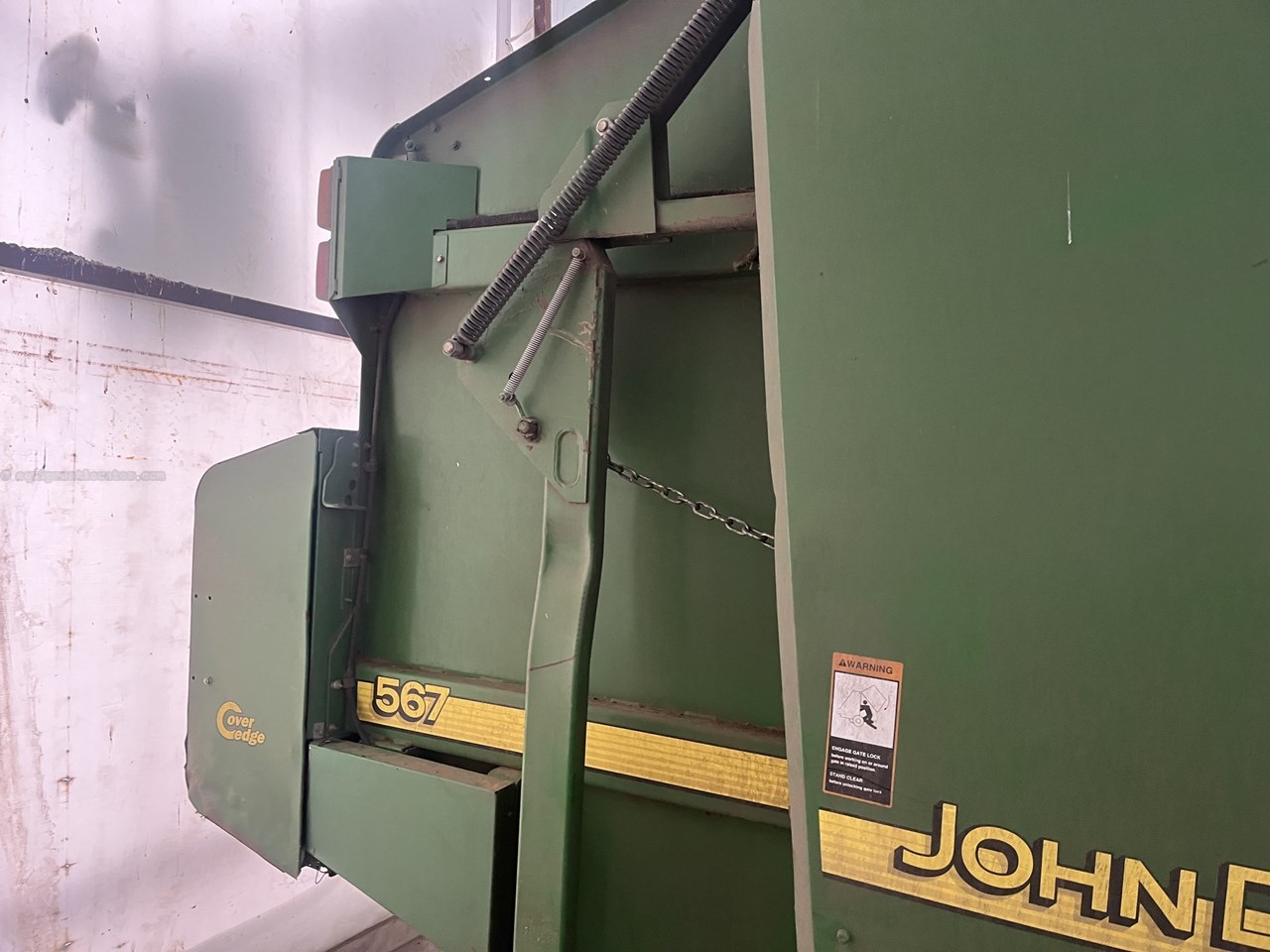 2003 John Deere 567 Image 10