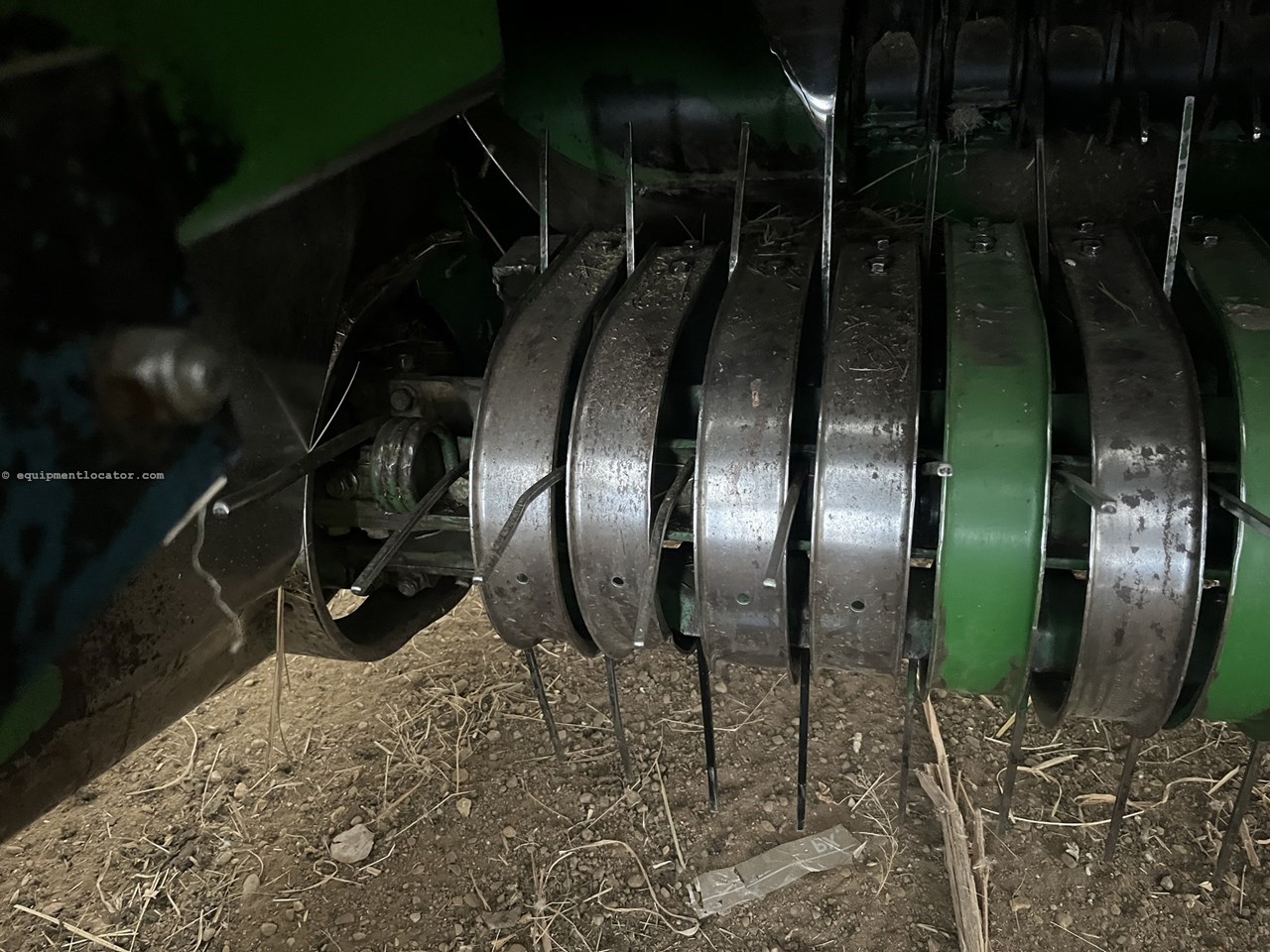 2003 John Deere 567 Image 37