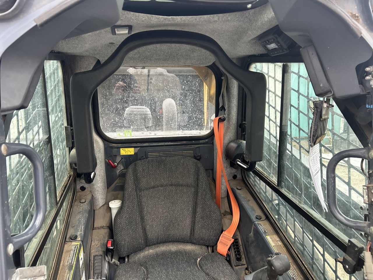 2019 John Deere 333G Image 10