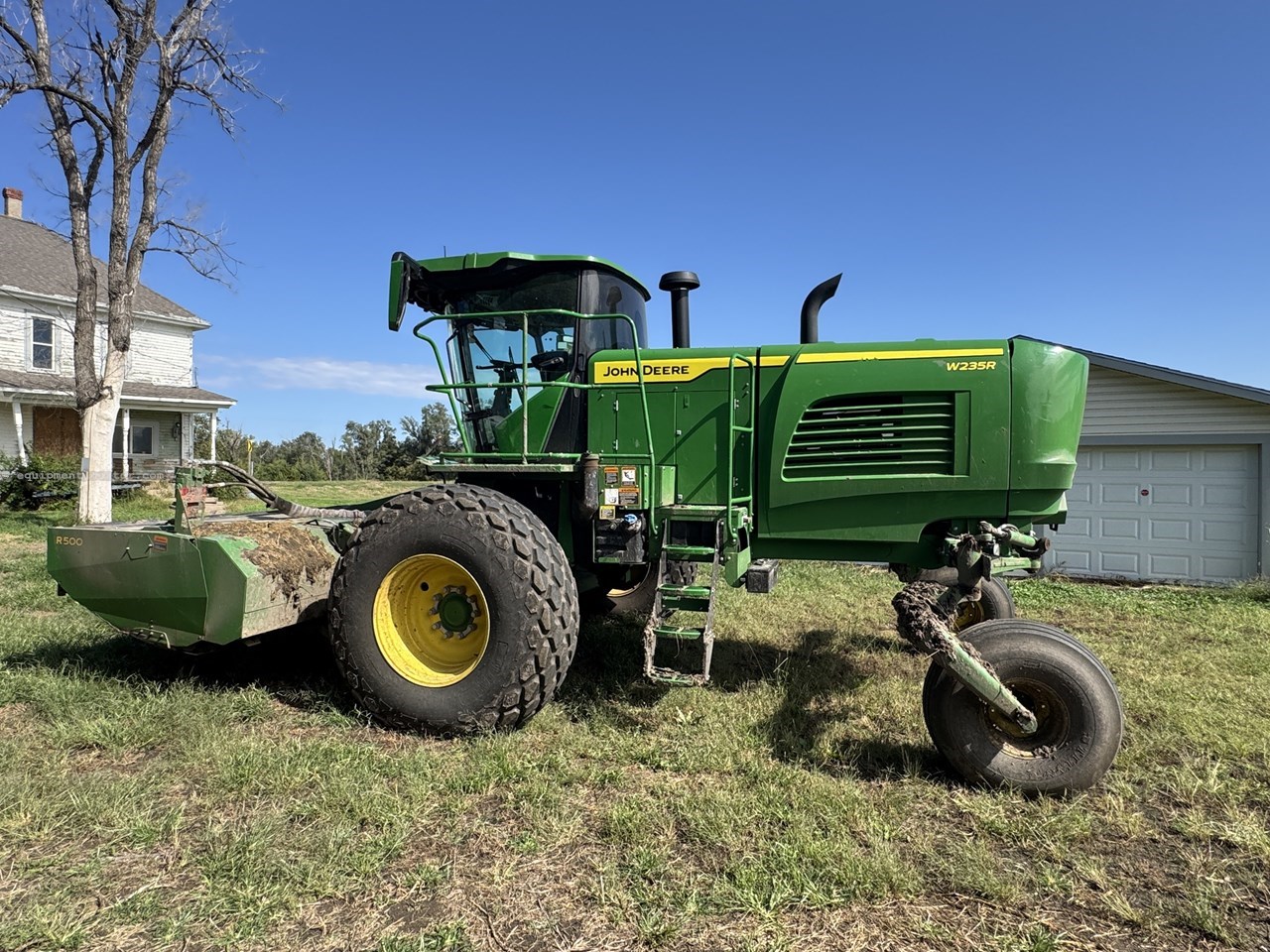 2024 John Deere W235R Image 10