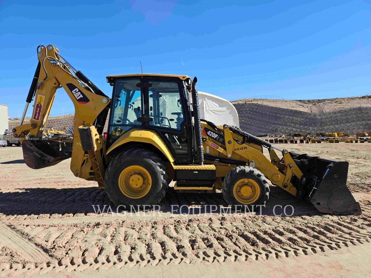 2019 Caterpillar 420F2 IT Image 10