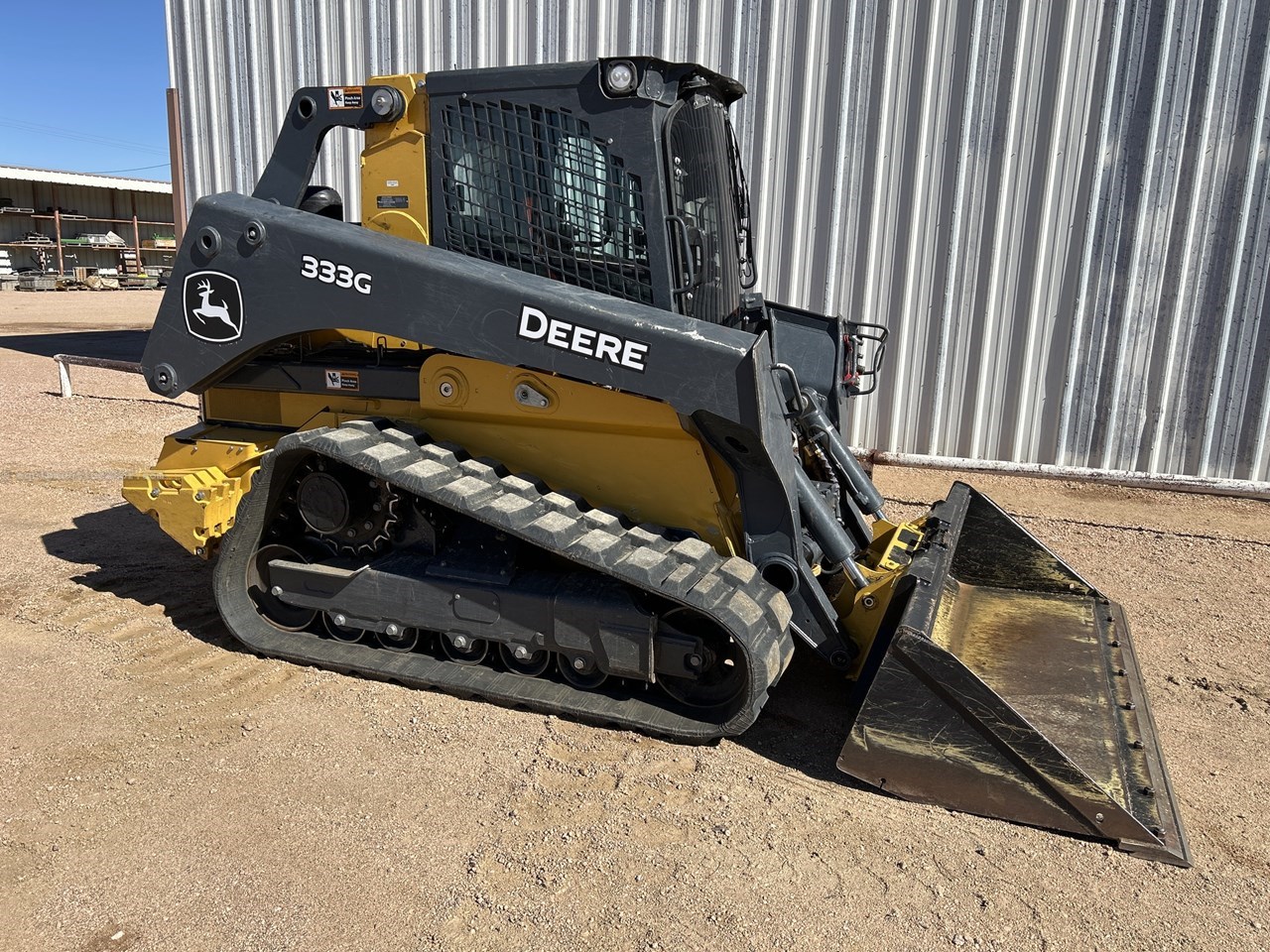 2023 John Deere 333G Image 10