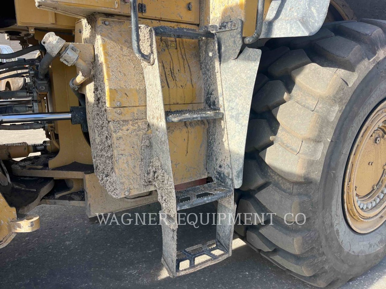 2017 Caterpillar 982M AG Image 10