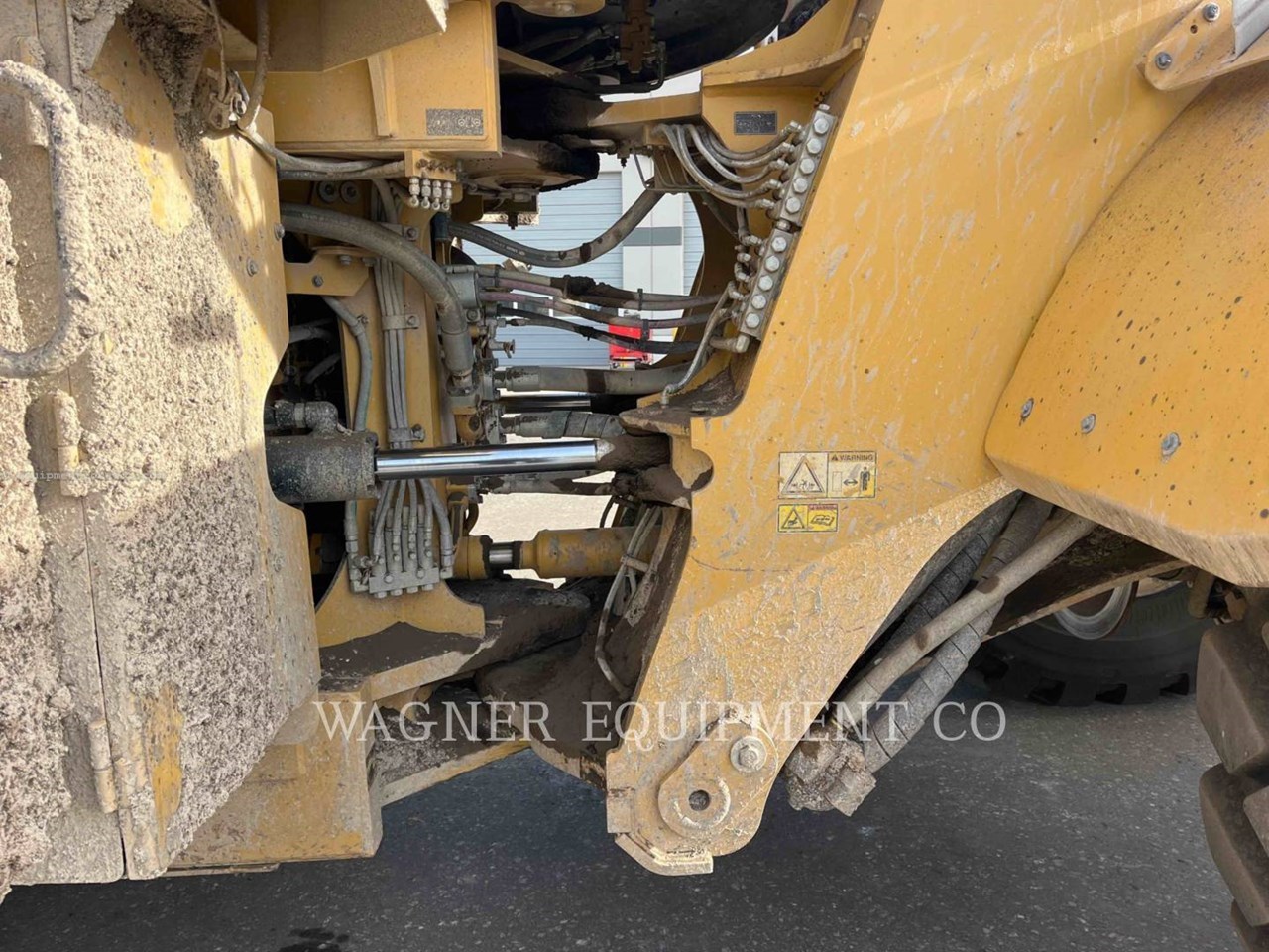 2017 Caterpillar 982M AG Image 21