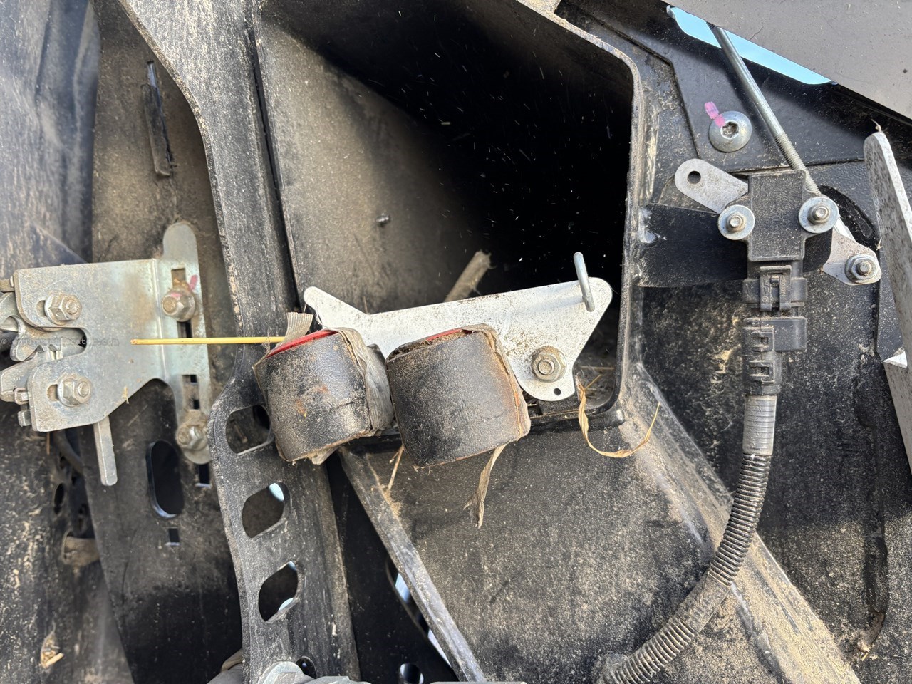 2024 MacDon FD245 Image 10