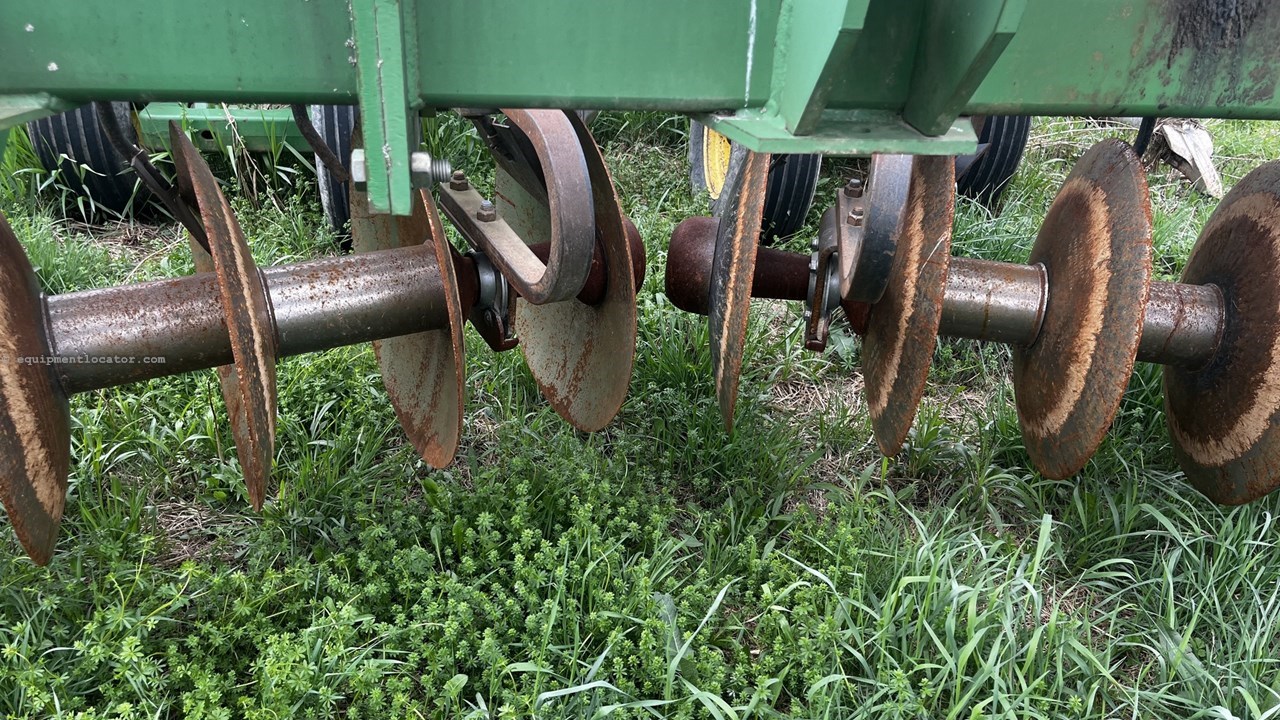 2008 John Deere 512 Image 10