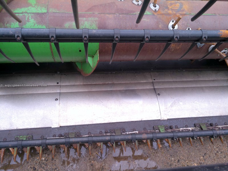 1993 John Deere 918 Image 10