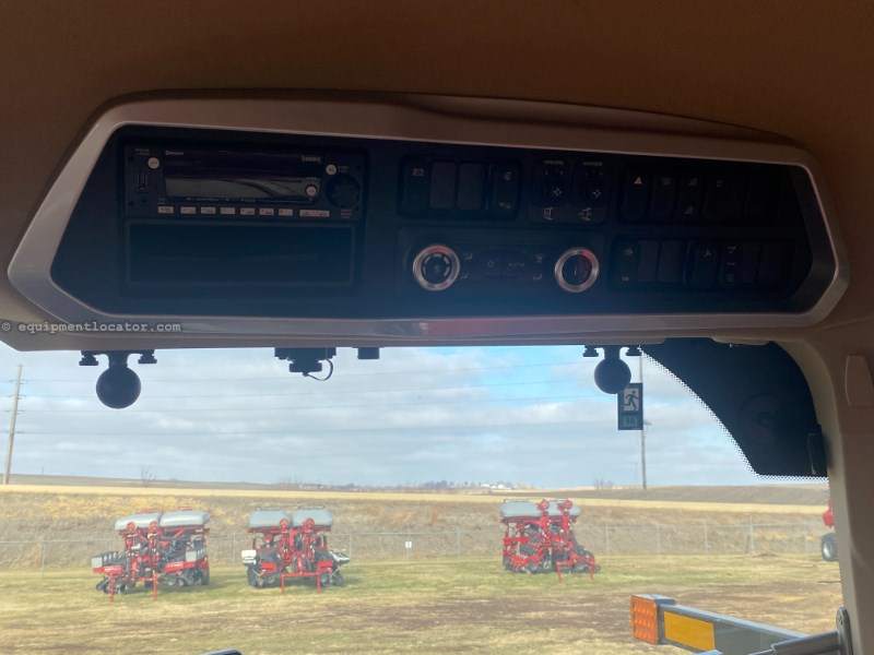 2025 Case IH Puma 240 Image 10