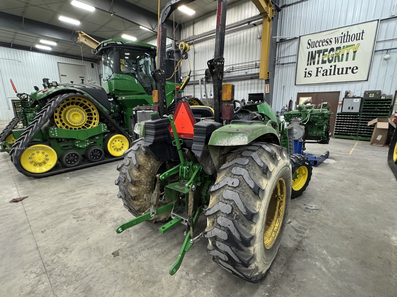 2023 John Deere 4044M Image 10