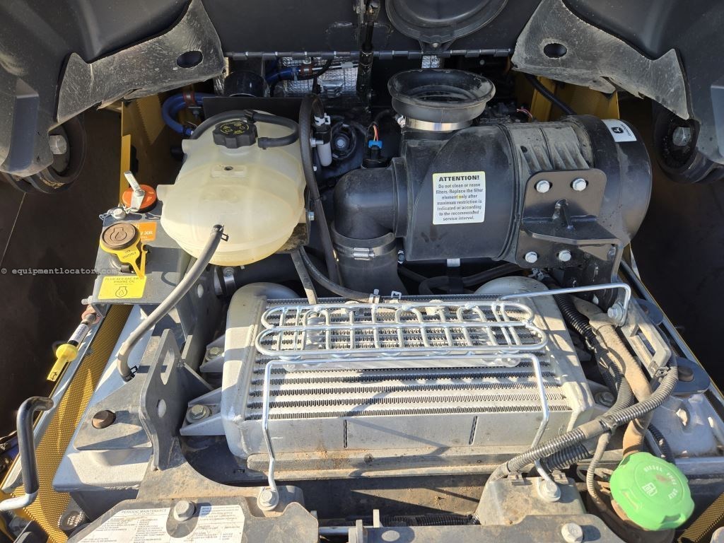 2024 John Deere 333P Image 10