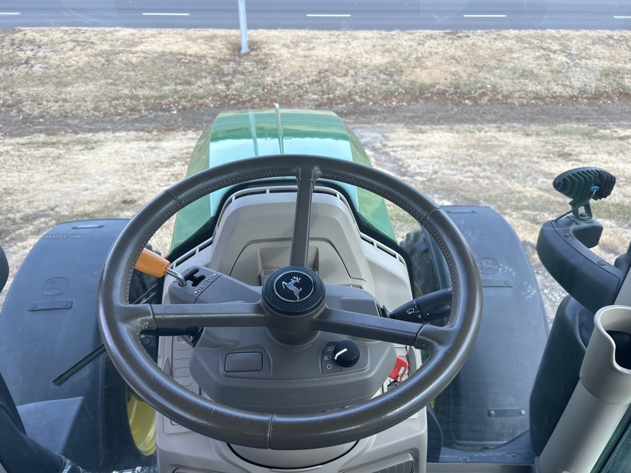 2022 John Deere 6R 230 Image 10