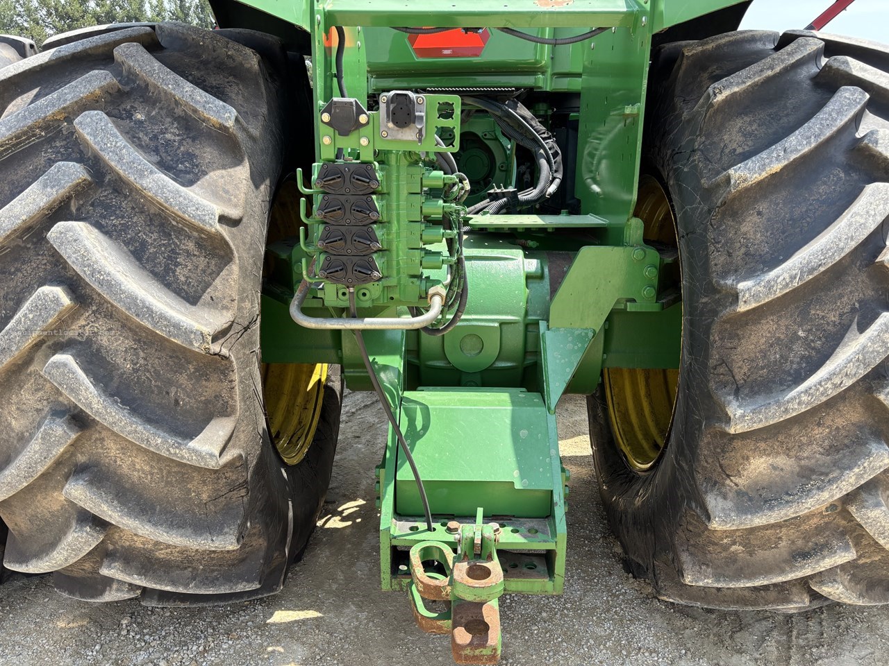 2008 John Deere 9330 Image 10