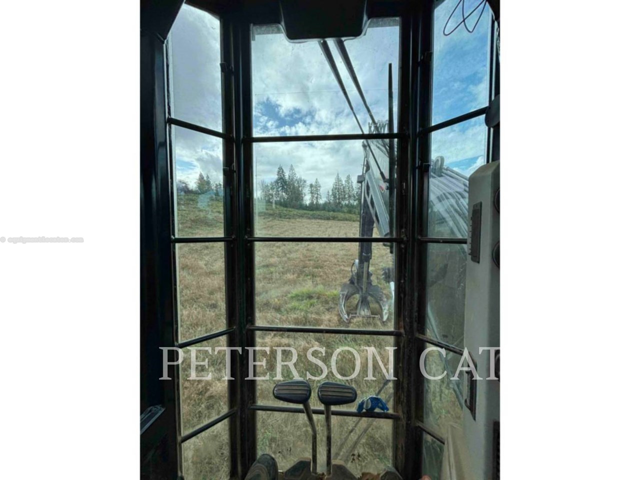 2023 Caterpillar 558 LL Image 10