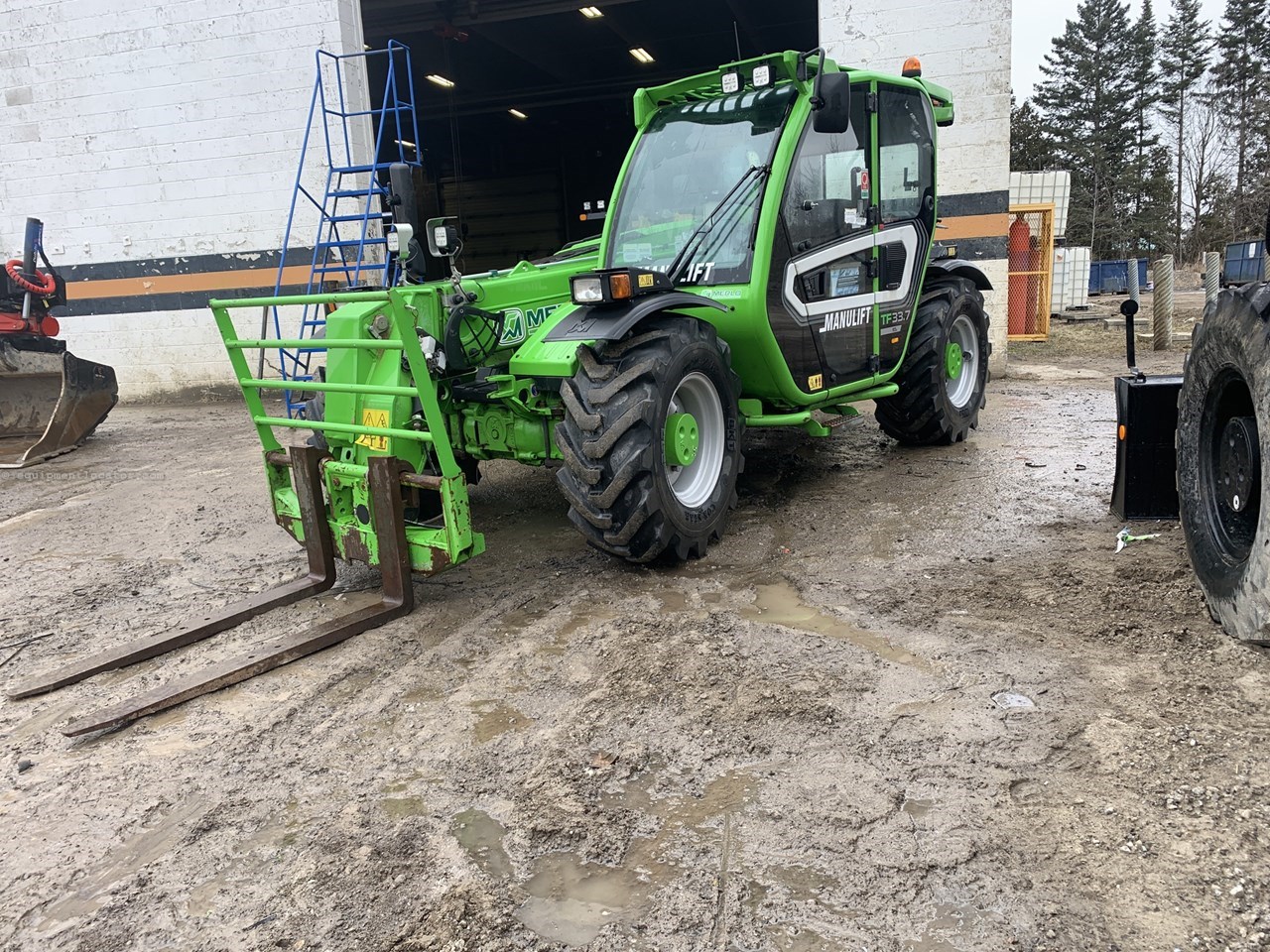 2021 Merlo TF33.7 Image 1