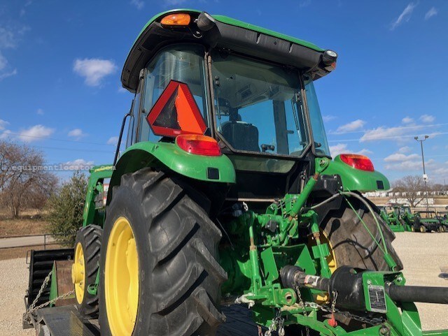 2019 John Deere 5075E Image 7