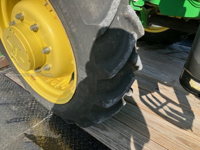 2019 John Deere 5075E Image 19