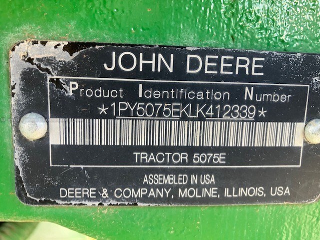 2019 John Deere 5075E Image 20