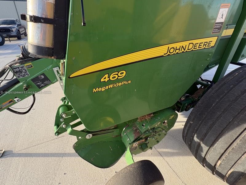 2016 John Deere 469 Image 4