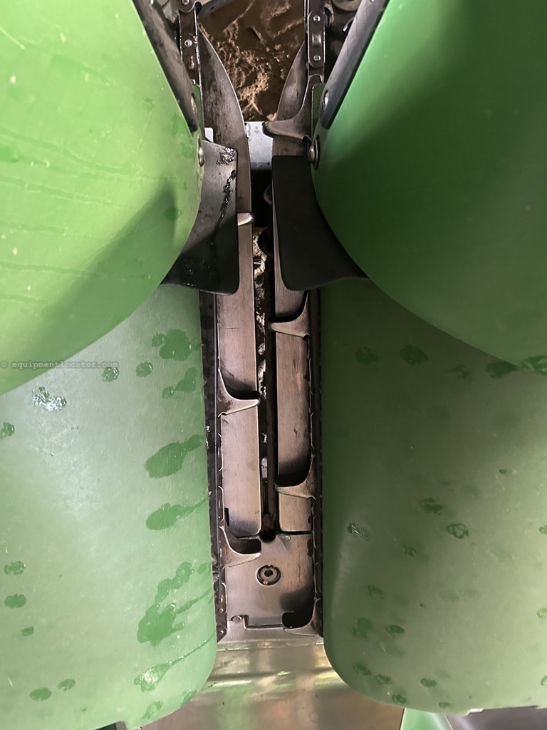 2012 John Deere 612C Image 10