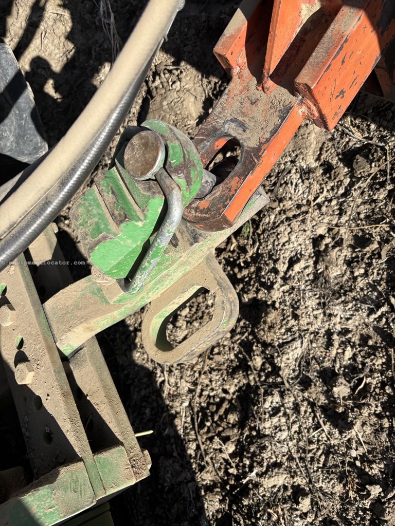 2010 John Deere 8295R Image 10