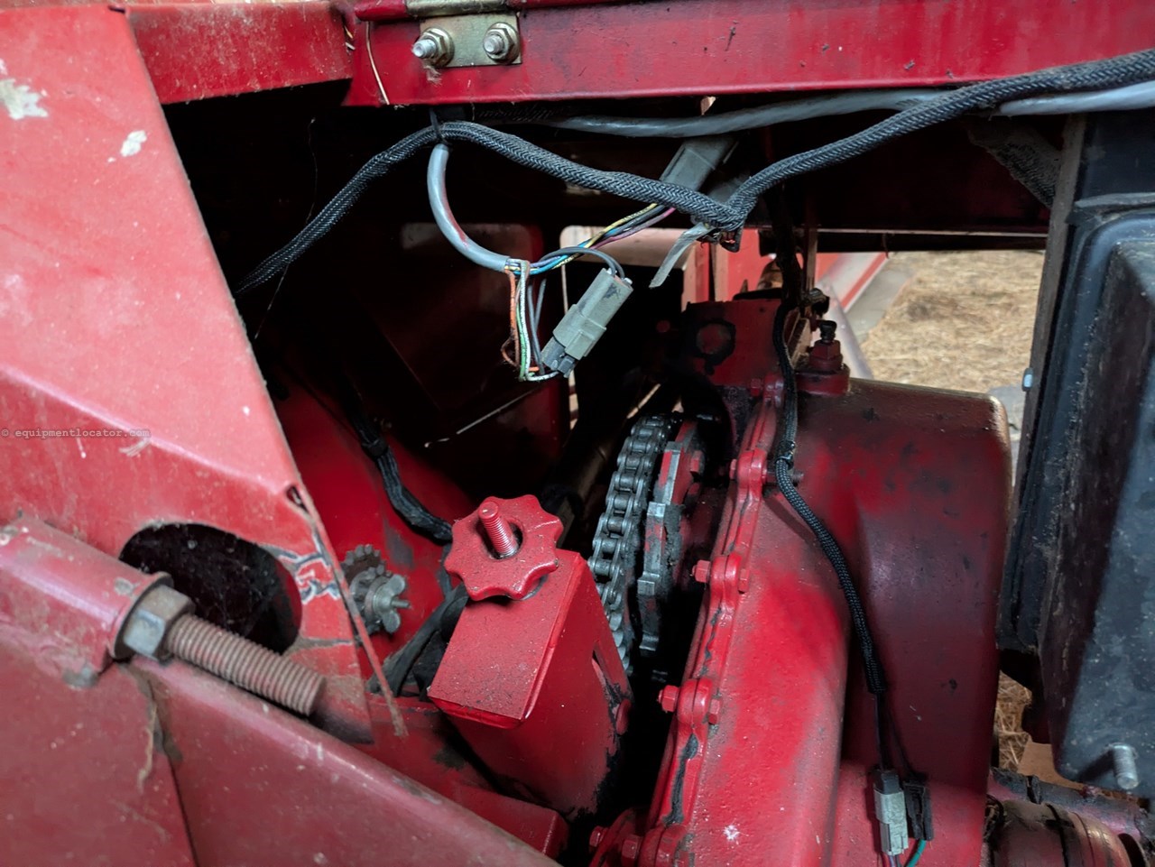 2011 New Holland FP240 Image 10