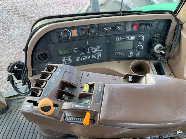 2006 John Deere 8530 Image 10