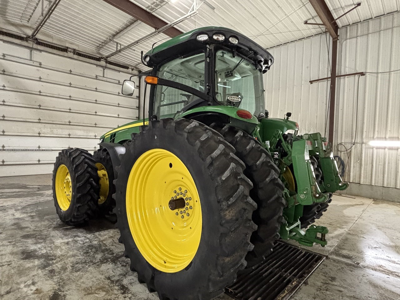 2014 John Deere 8345R Image 3